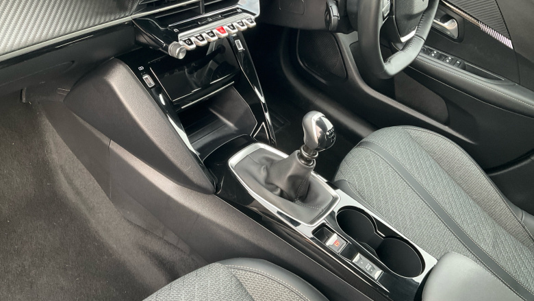 Peugeot 208 1.2 PureTech 100 Allure 5dr Petrol Hatchback
